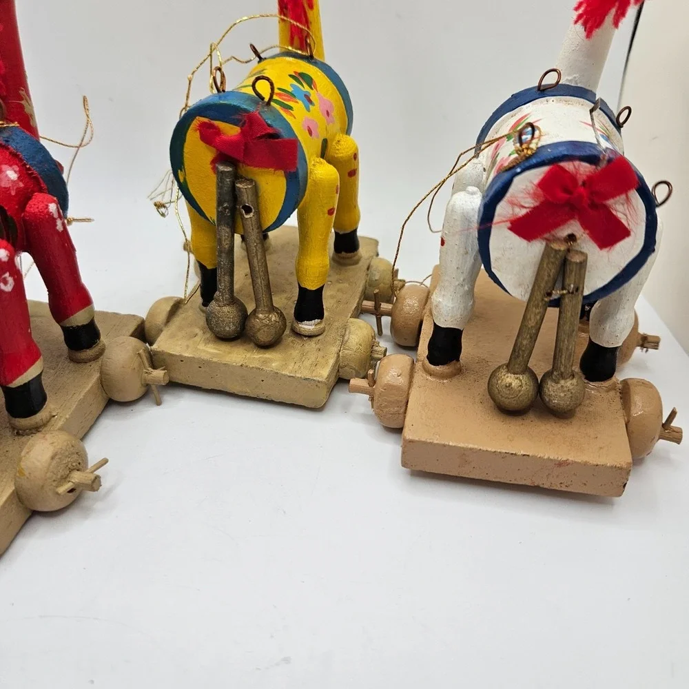 VTG (4) Wooden‎ Horse Ornaments Folk Art Rustic Christmas Decor Hand Painted